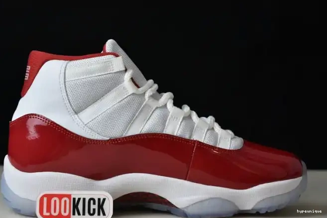 HYPE Cherry 11 CT8012-116 Air Jordan 0427